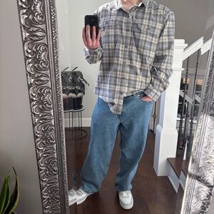 Carhartt Loose Fit Cream & Gray Plaid Midweight Button Down Long Sleeve Flannel